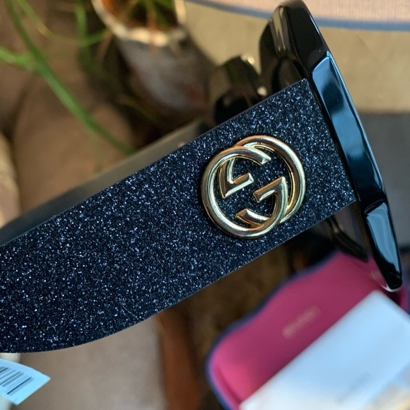 Authentic GUCCI 54mm Glitter Acetate logo oversized sunglasses - Picture 16 of 16